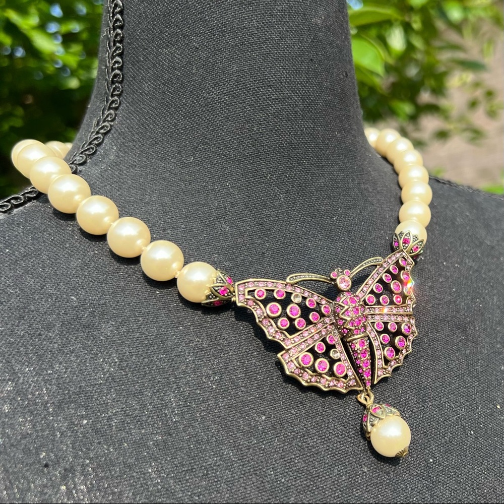 & Heidi Daus Magnificent Fuchsia &Pearl a butterfly Necklace - Picture 5 of 12